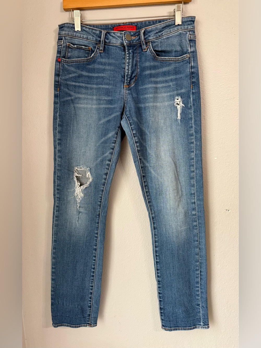 Articles Of Society Los Angeles Distressed Straight Blue Jeans Women’s Size 27